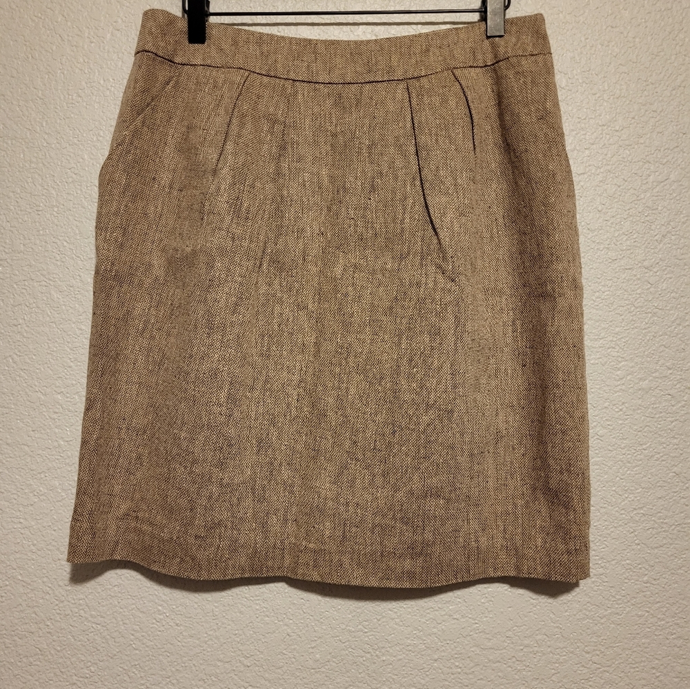 Tabatha Brown/Cream Mini Skirt. Size 10.